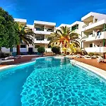 Cactus, Playa Y Piscina Appartement
