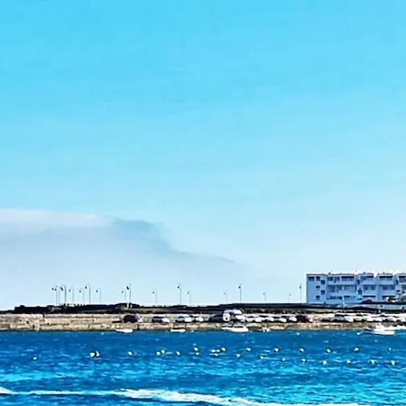 Cactus, Playa Y Piscina Lejlighed Costa Teguise